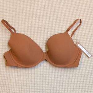 SKIMS Fits Everybody T-shirt Demi Bronze Bra